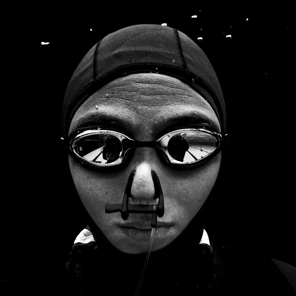 Carbon noseclip